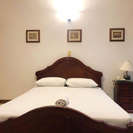 Casa Rosales Hotel Medellin Ngoại thất bức ảnh