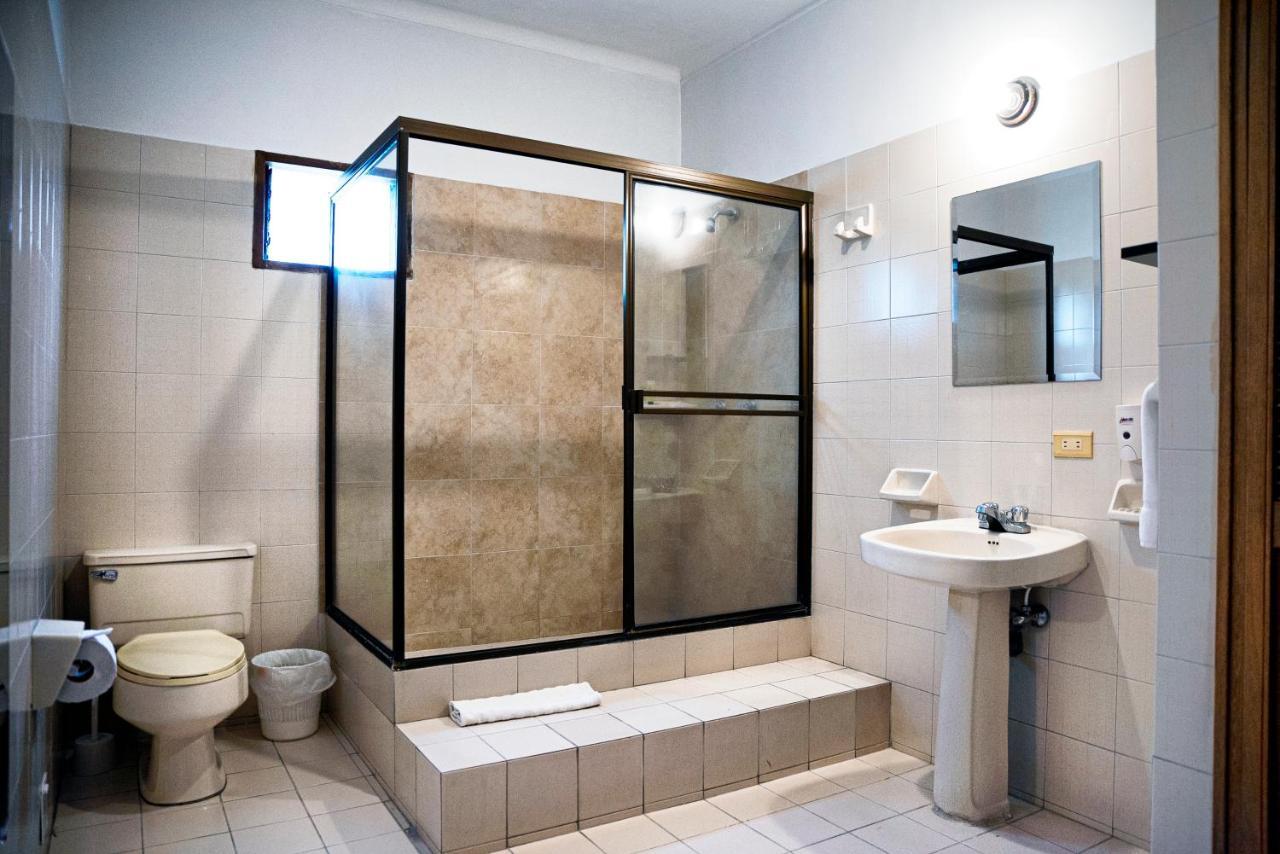Casa Rosales Hotel Medellin Ngoại thất bức ảnh