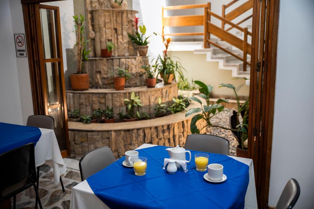 Casa Rosales Hotel Medellin Ngoại thất bức ảnh