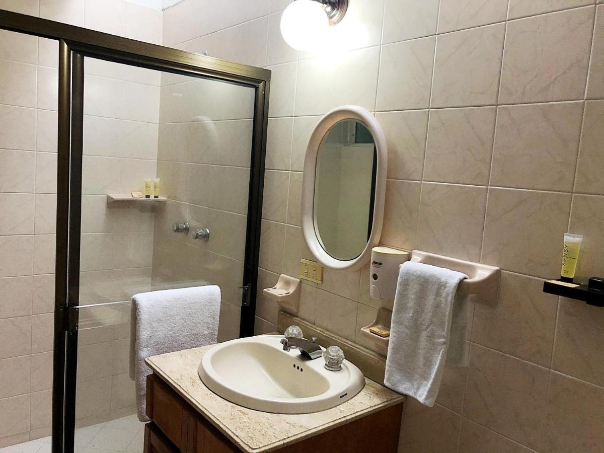 Casa Rosales Hotel Medellin Ngoại thất bức ảnh