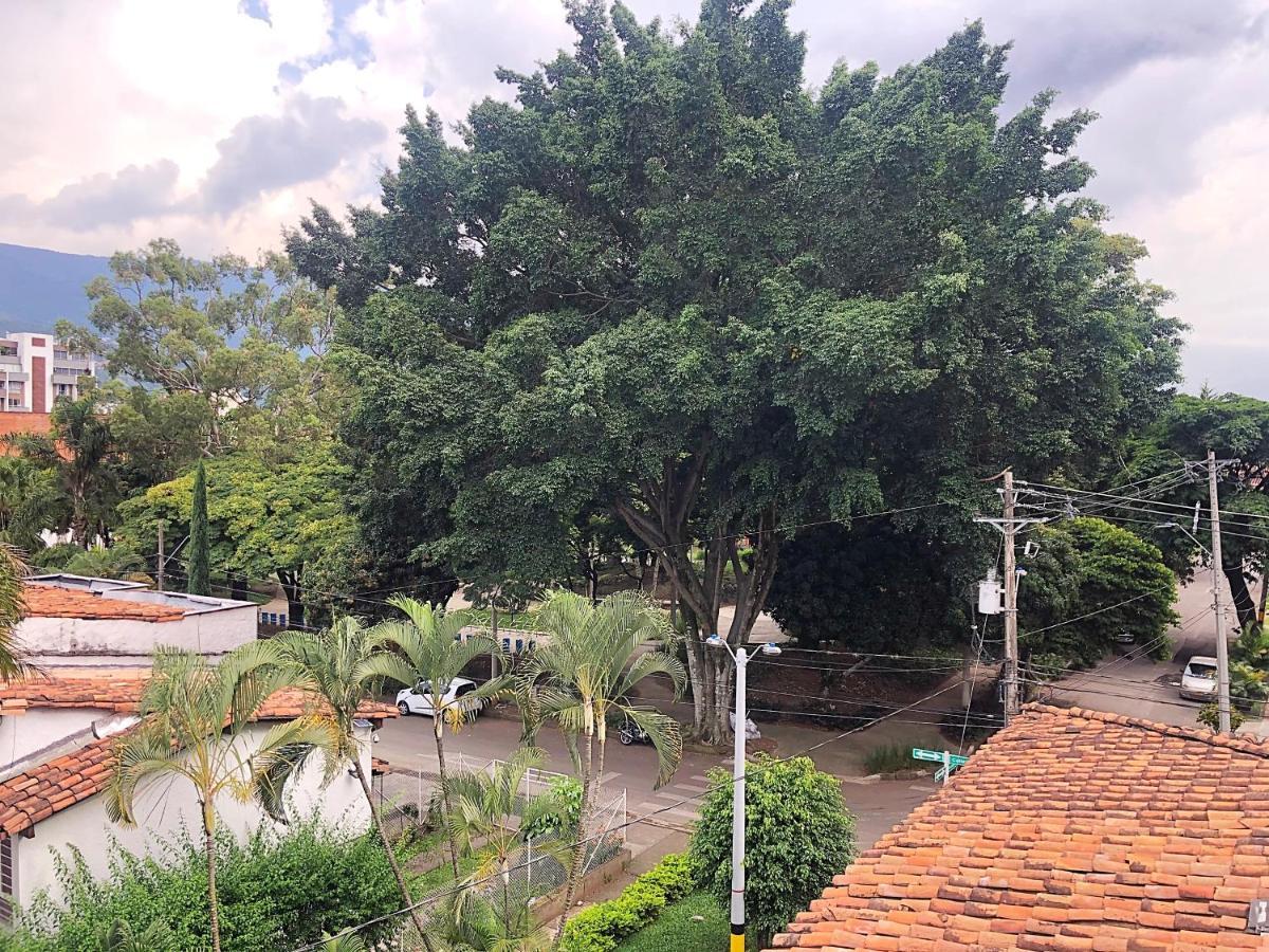 Casa Rosales Hotel Medellin Ngoại thất bức ảnh