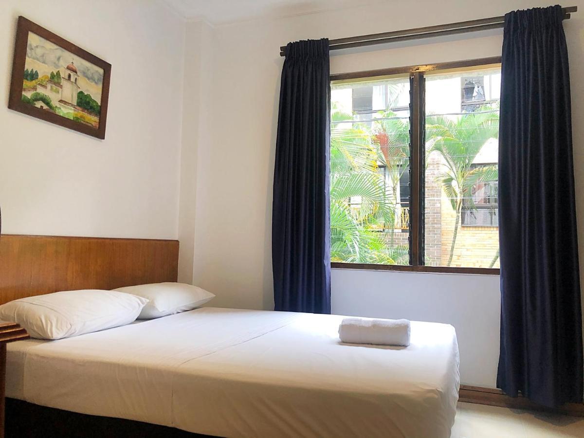 Casa Rosales Hotel Medellin Ngoại thất bức ảnh