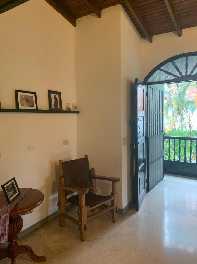 Casa Rosales Hotel Medellin Ngoại thất bức ảnh