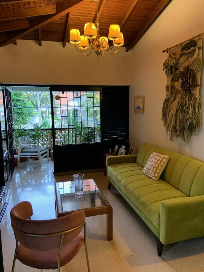 Casa Rosales Hotel Medellin Ngoại thất bức ảnh