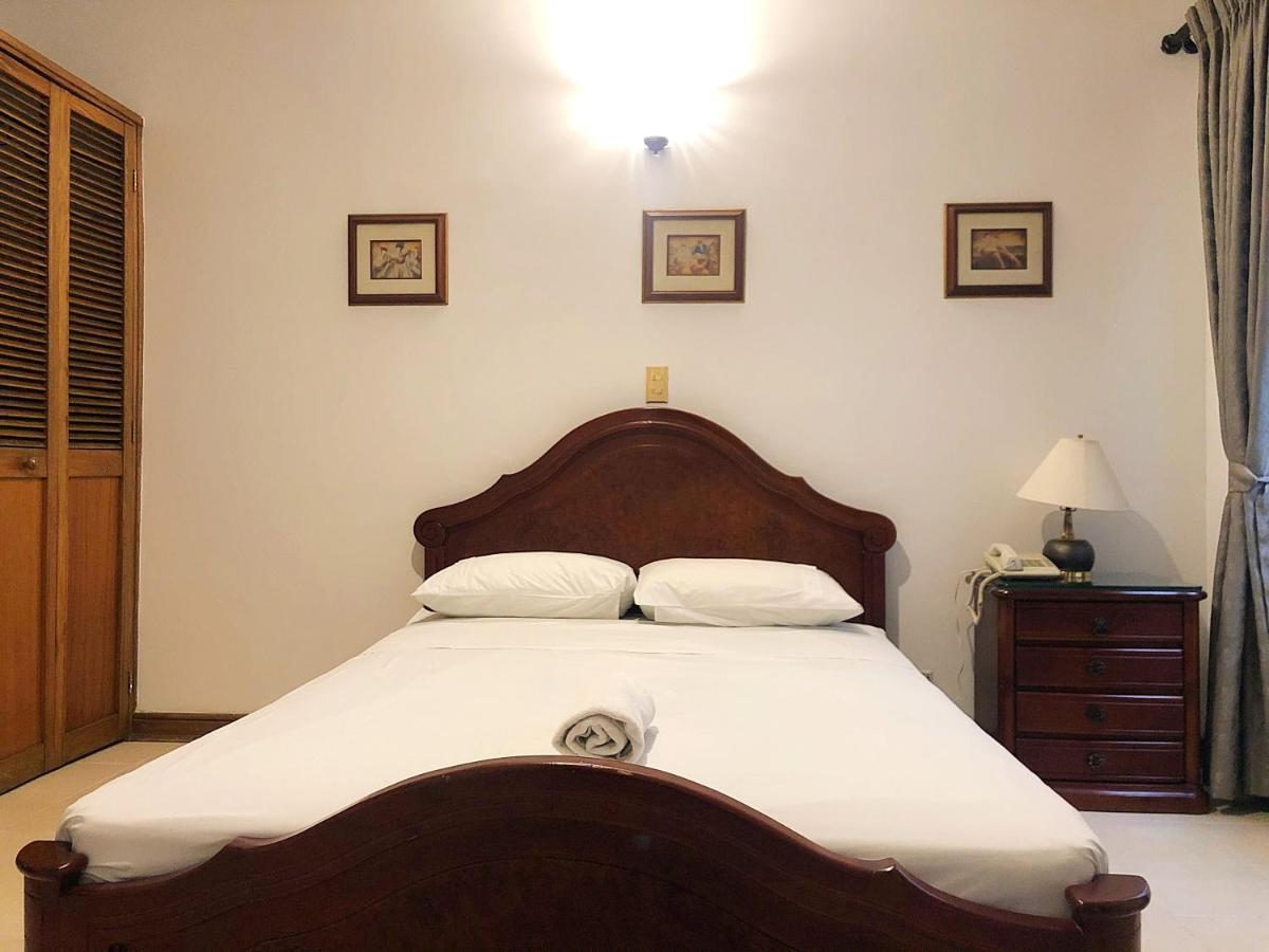 Casa Rosales Hotel Medellin Ngoại thất bức ảnh
